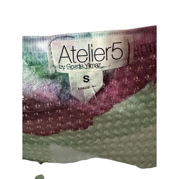 NEW WITH TAGS Women's ATELIER 5 By Gozde Yilmaz Floral Tunic Top short sleeve Si - Picture 3 of 11